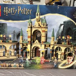 LEGO Harry Potter The Battle of Hogwarts Building Toy Set