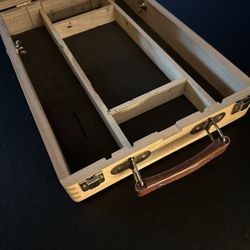 PLEIN AIRE TABLETOP PAINTER’S EASEL