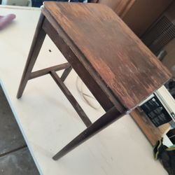 Sm wood stand
