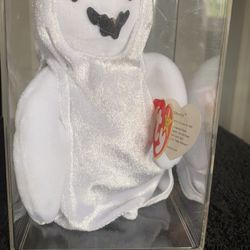 Collectible Beanie Babies in Case