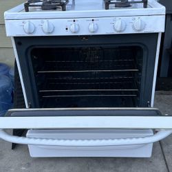 GE Stove 