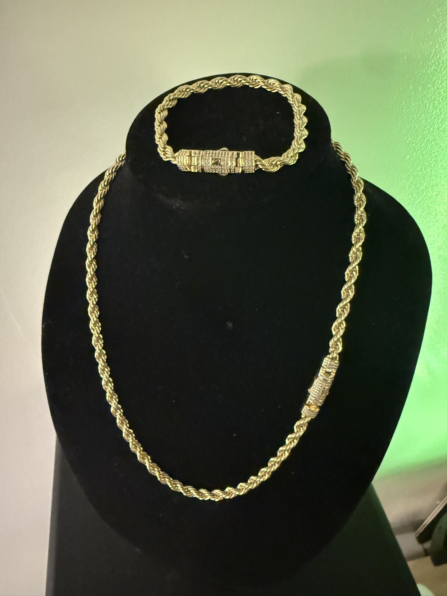 24” ROPE CHAIN & BRACELET • 14K GOLD BOND • LIFETIME WARRANTY