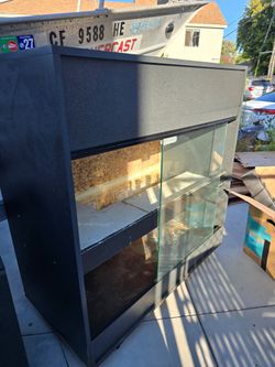 Reptile enclosure.  Free. Free