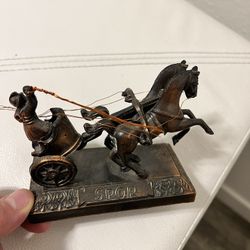VINTAGE GLADIATOR ROMAN WARRIOR WITH CHARIOT AND HORSES COPPER METAL