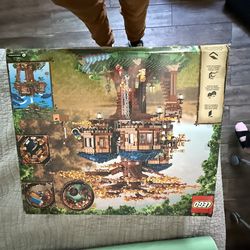 Lego Tree House
