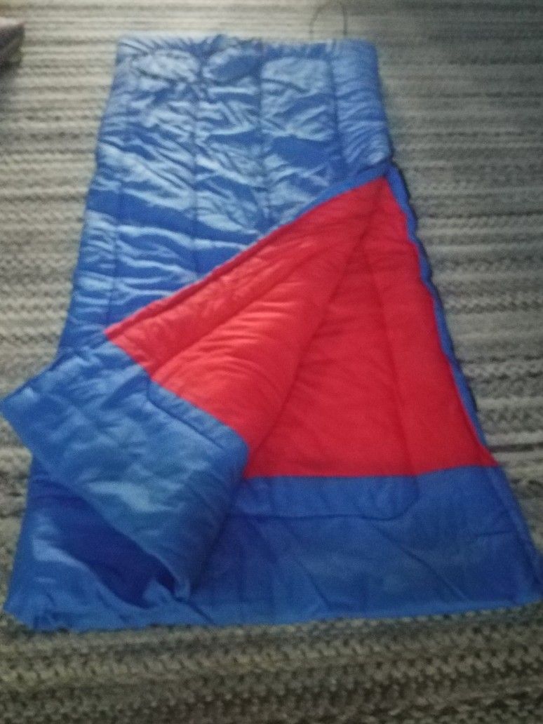 SLEEPING BAG - White Stag - NEW