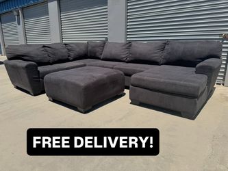 FREE DELIVERY || Ashley’s Furniture 3Pc Sectional Sofa & Ottoman