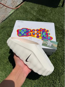 Nike Mind Slide Sail