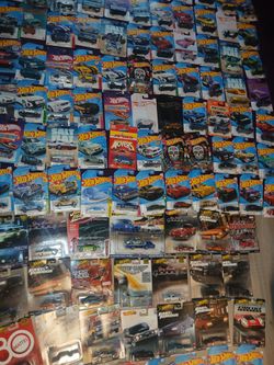 Huge Hotwheels Lot DEAL OF THE YEAR!
