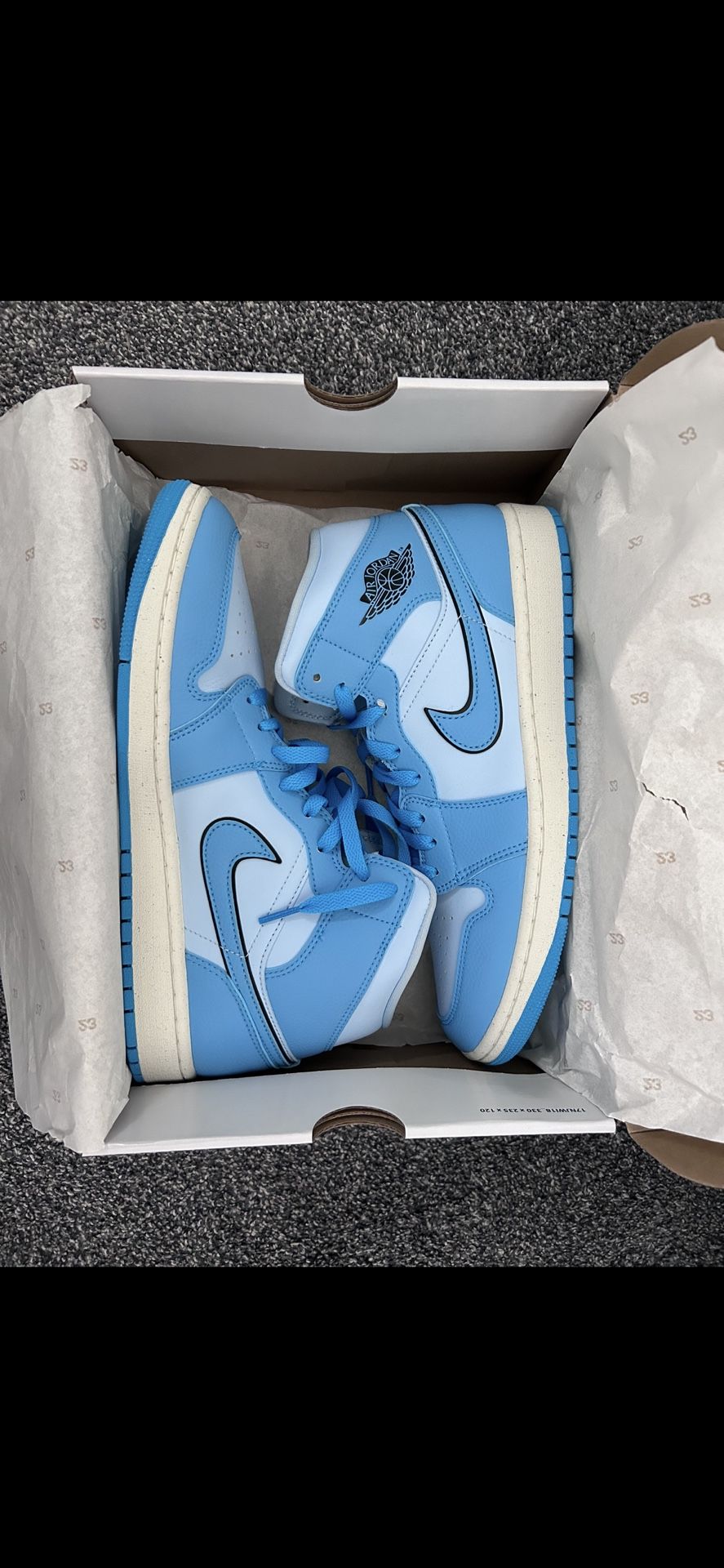 AIR JORDAN NIKE 1 MID SE ICE BLUE SHOES 👟