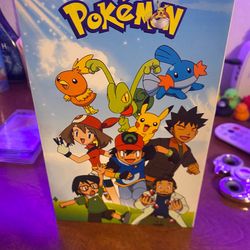 RARE KEYCHAIN ACCESSORIE POKÉMON KIT