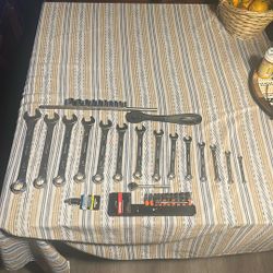 $60 Pittsburg Tools New Ratchets Wrenches Adapter Sockets 38 Pieces 