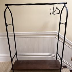 Clothes rack