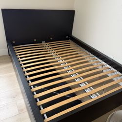 Queen Sized Bed Frame 