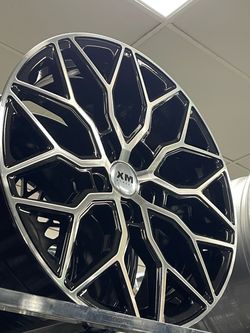 Custom 18 inch wheels for Ford Mustang & Chevy Camaro Vehicle Fitment: Because rolling on stock rims on a muscle car is practically a crime. Time to