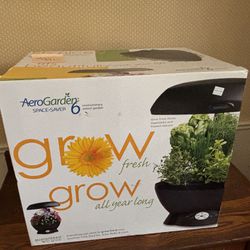 Aerogarden 6 - grow up to 6 plants at once!
