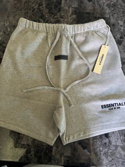 ESSENTIALS(M)