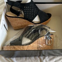 NINE WEST Black Wedges 