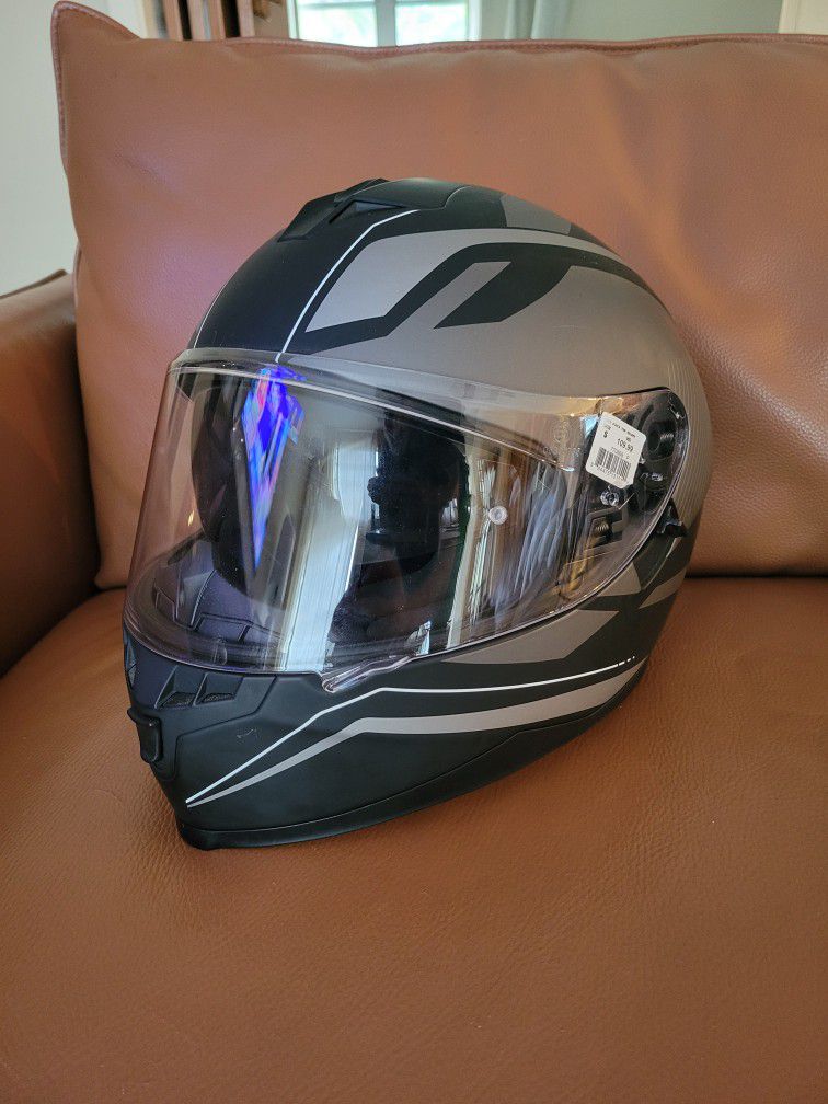 BILT Force Ten Motorcycle Helmet Matte Gunmetal Size Medium Nearly New, Has Tags