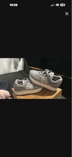 New Balance Size 7