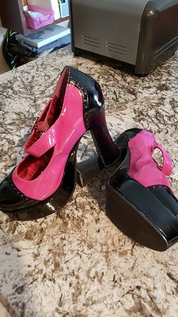 Women's heels size 7