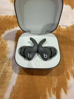 Beats Fit Pro Used