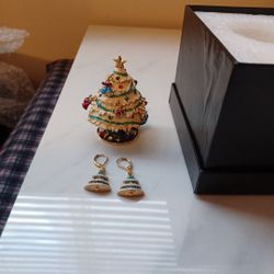CHRISTMAS TRINKET BOX WITH CHRISTMAS TREE EARRINGS 