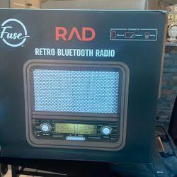 Fuse rad retro Bluetooth radio