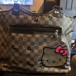Sanrio Hello Kitty Grey/Pink Weekender Bag - Like New 