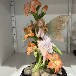Figurine Decor