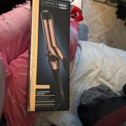 Infiniti Pro Conair Curling Iron
