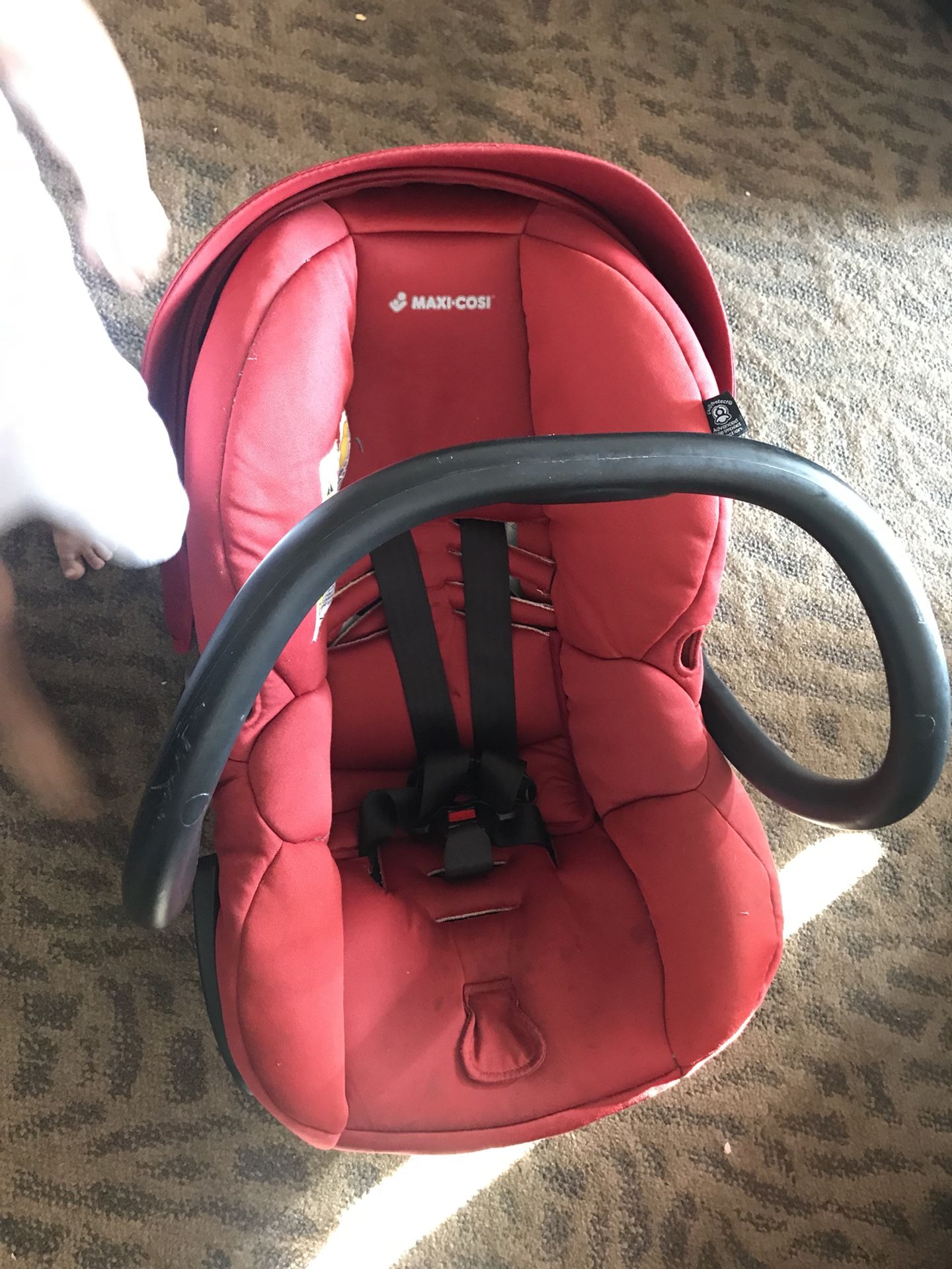evezo travis luxury lightweight umbrella stroller for Toddler and Baby with Near Flat Recline and Full Canopy 6CUST-PreBuild Color:Black Deluxe Stroller Taking Car Seat