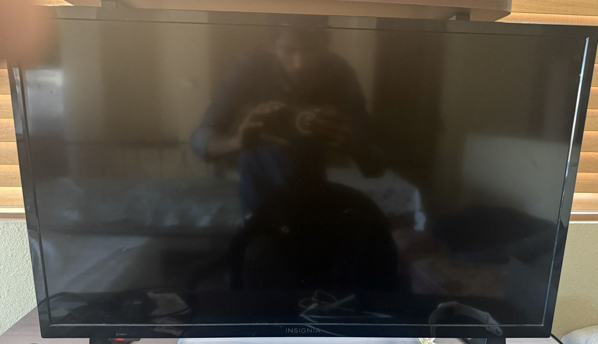32in Insignia Smart Tv
