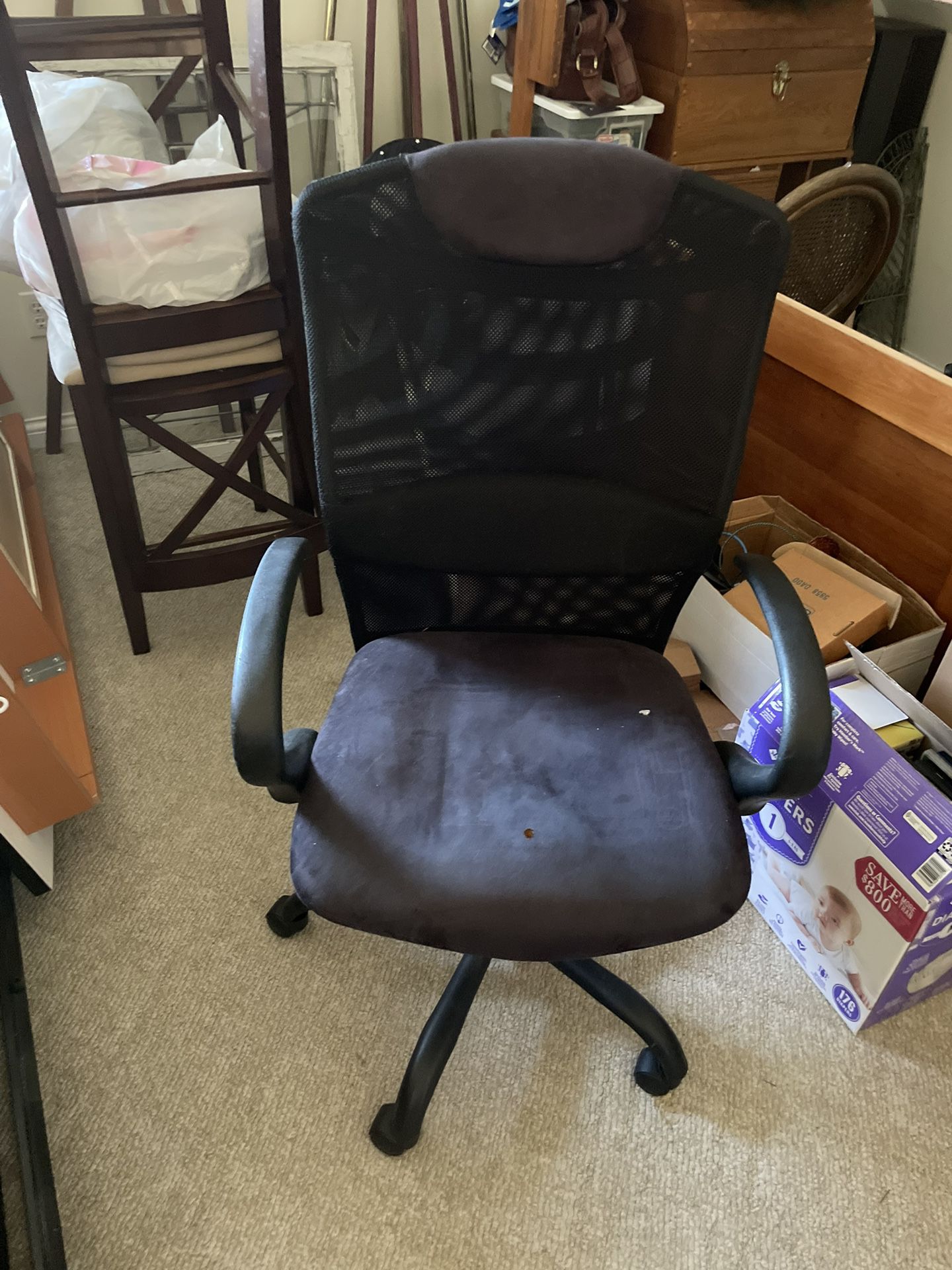 2 High End Computer Chairs