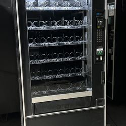 Crane Snack Vending Machine Refurbished Chip Candy Credit Card