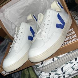 Veja Brand New Shows