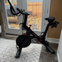 Peloton Bike