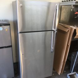 GE Profile Stainless Steel Apartment Size Refrigerator 
