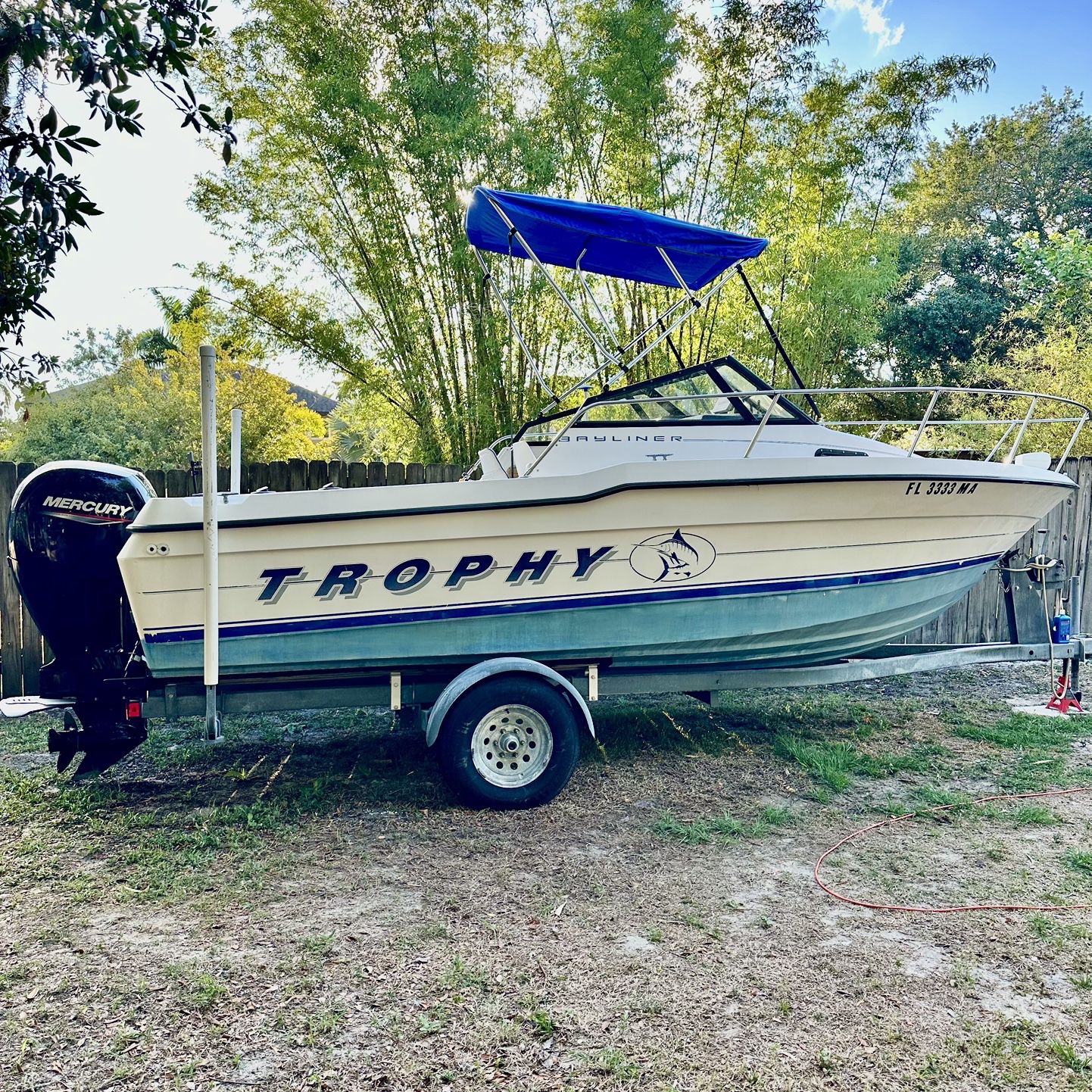 1993 Bayliner Trophy with 2020 150hp Mercury Engine – Only 90 Hours!