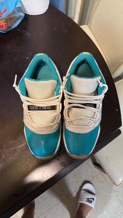 Jordans retro 11
