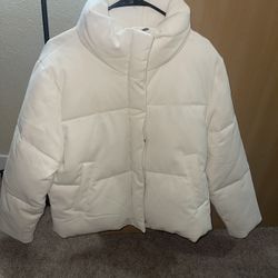 Levi Women Puffer Jacket 
