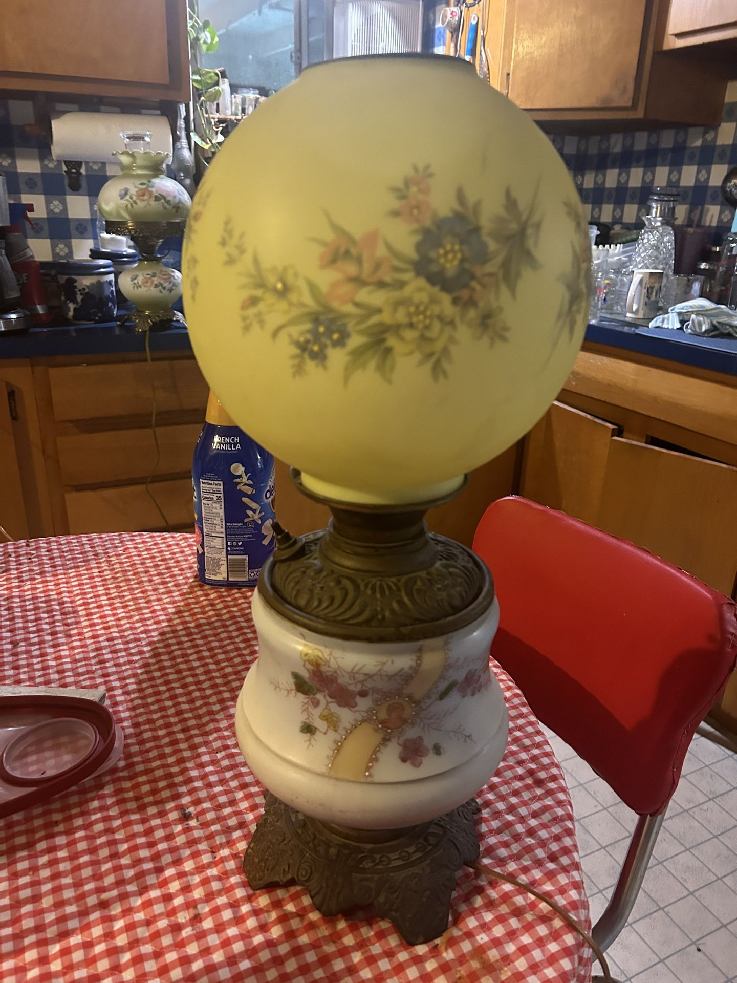 antique gone with the wind hurricane lamp
