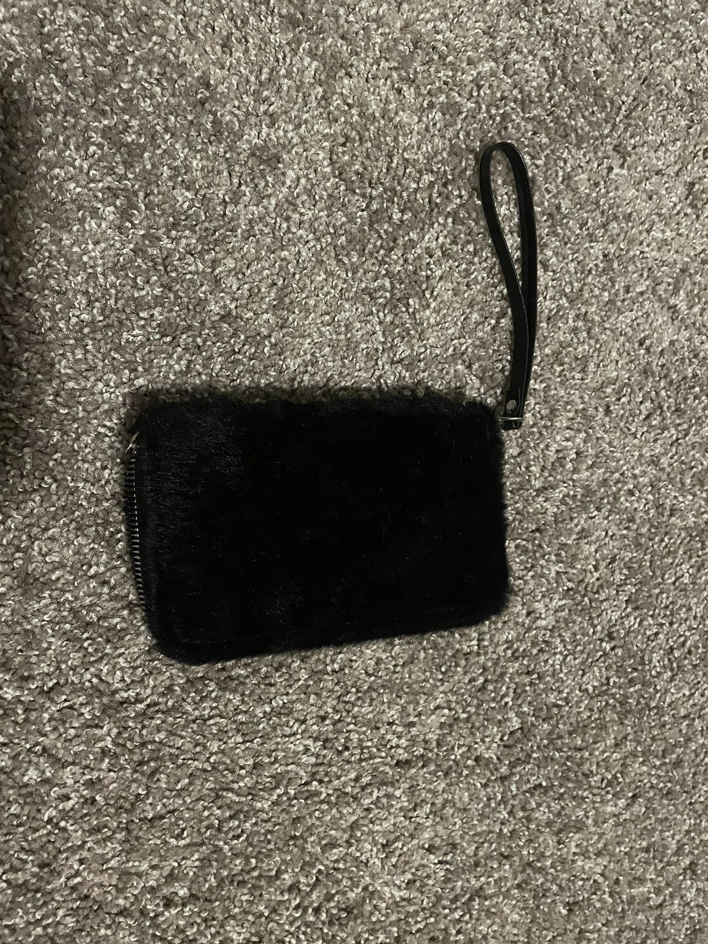 Fluffy Wallet Never Used 