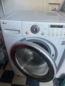 LG WM3987HW Front Load Washer Dryer Combo