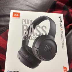 JBL PURE BASS WIRELESS HEADPHONES!!!!
