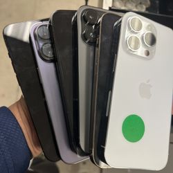 Apple iPhone 14 Pro 256 gb unlocked with store warranty 