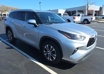 2023 Toyota Highlander Hybrid