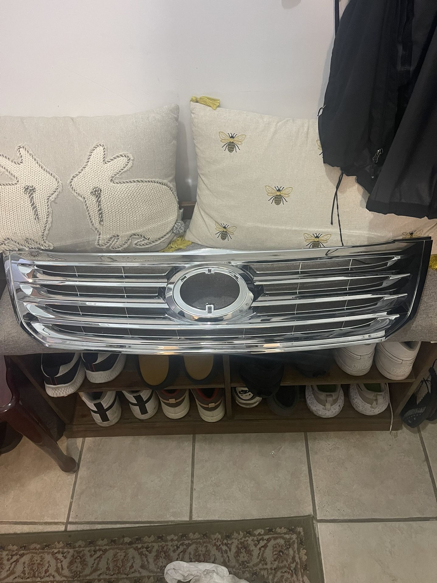 Toyota Avalon Grille