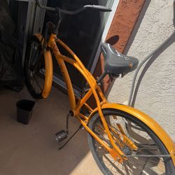 Schwinn Beach Cruiser