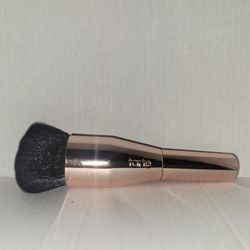 Tarte 2-in-1 twist 
Tool customizable brush